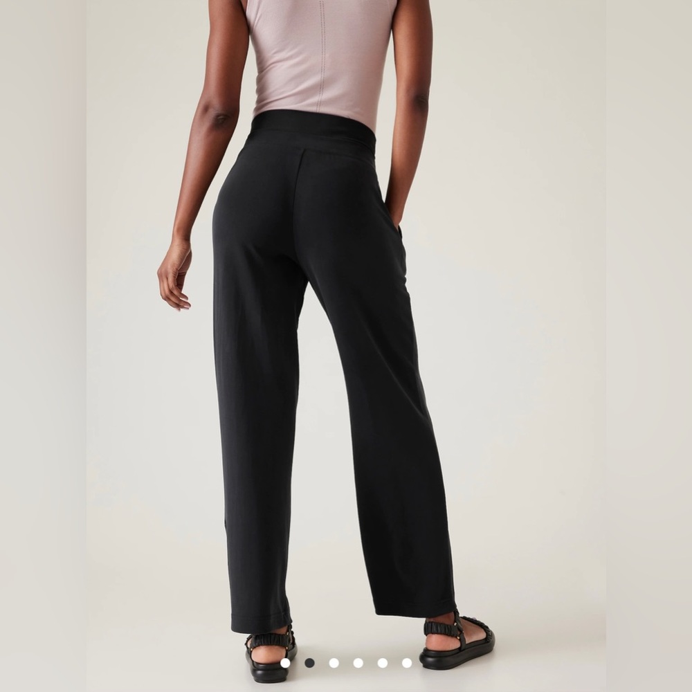 Athleta Seasoft Pant // Black #533653 - Picture 2 of 16